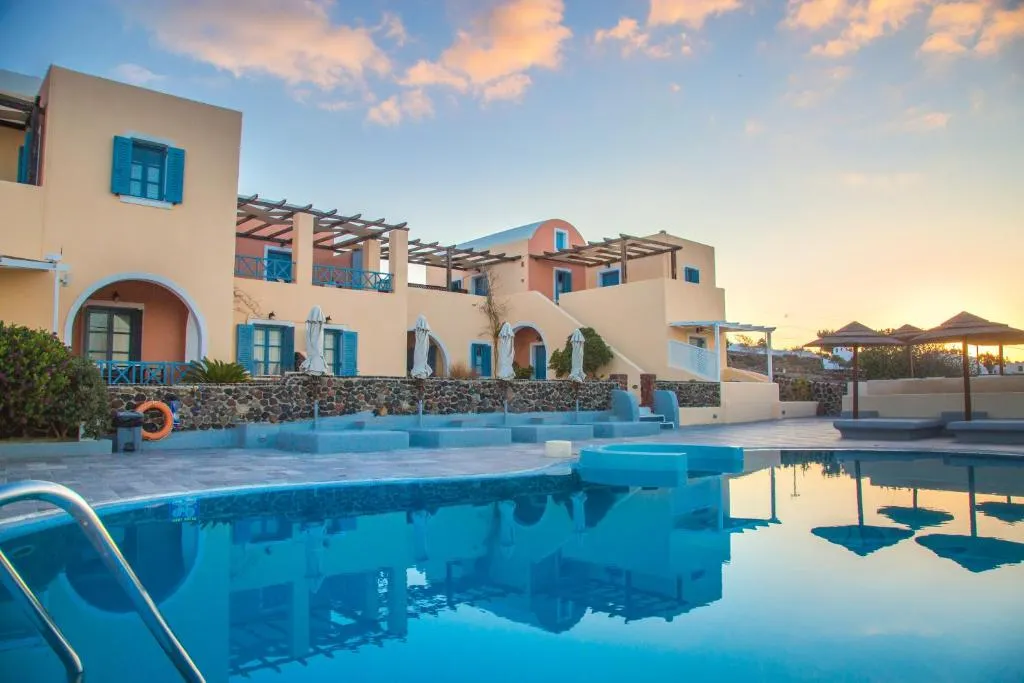 The best hotels in Santorini