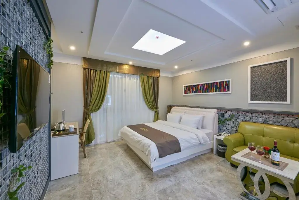 Dubai Hotel