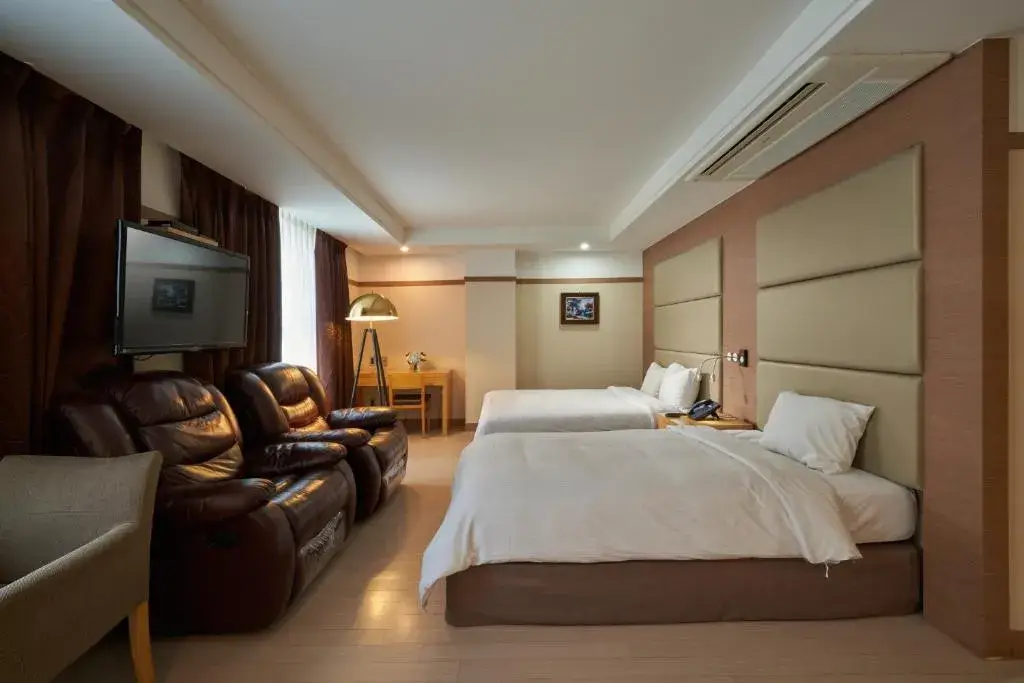 Gyeongju GG Tourist Hotel