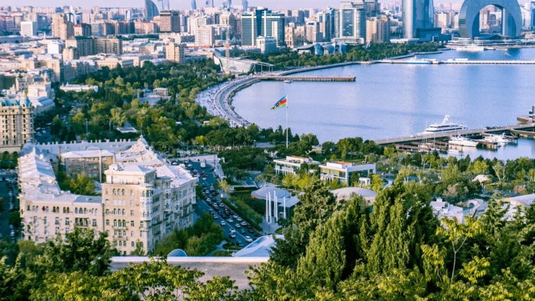 افضل فنادق غابالا 2025 لمحبي الهدوء والطبيعة والمناظر الخلابة