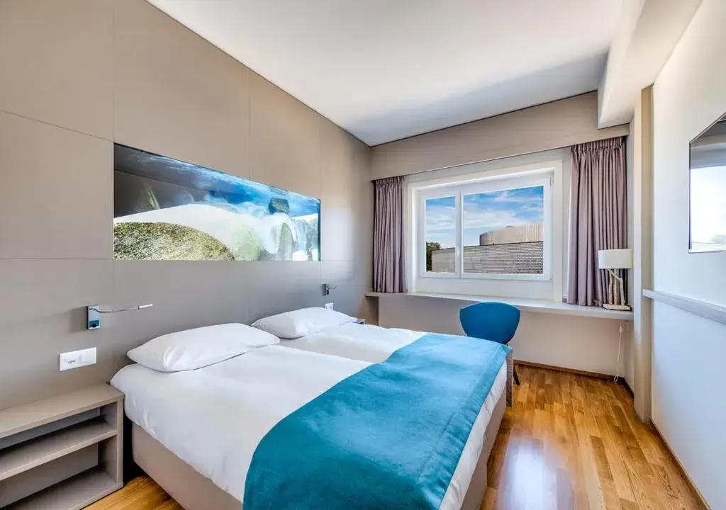 Aquatis Hotel