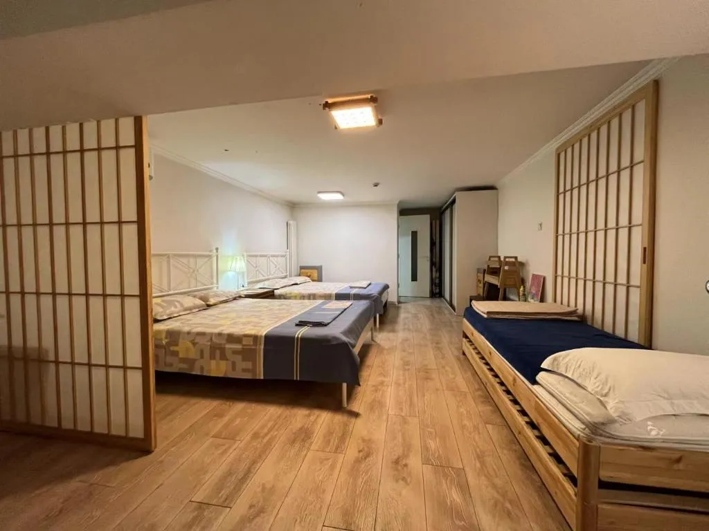 Chaoyang Joy City Hardcover Apartment