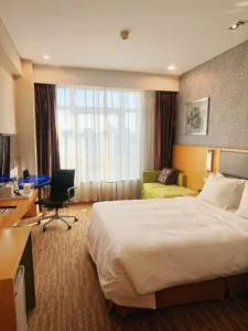تقرير فندق هوليداي إن إكسبرس بكين دونغتشيمن (Holiday Inn Express Beijing Dongzhimen): المميزات والغرف والأسعار