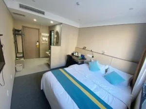 تقرير فندق آر جي براون بكين (RJ Brown City Center Hotel Beijing): المميزات والغرف والأسعار